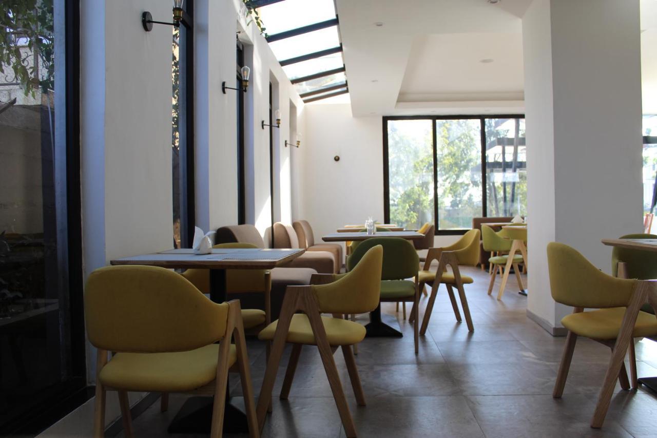 Cot Hotel Addis-Abeba Extérieur photo